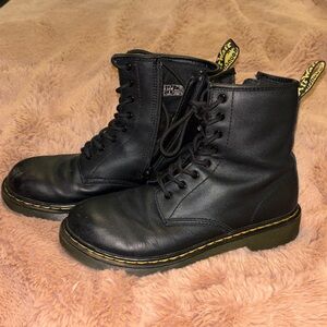 big kids doc martins size 5